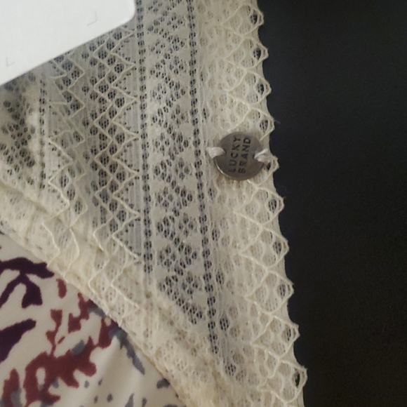 2 Lucky Brand Bras Size 34B Underwire Lightly Lined NEW - Picture 3 of 10